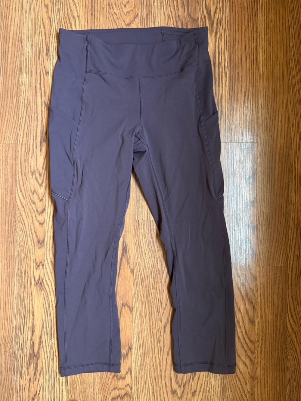 High-Waist Lululemon Athletic Capri Leggings - Deep Plum